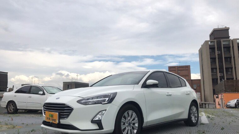 2021 Ford Focus 5D EcoBoost1.5t 182馬力 僅跑八千公里 22年式 ACC主動式跟車系統