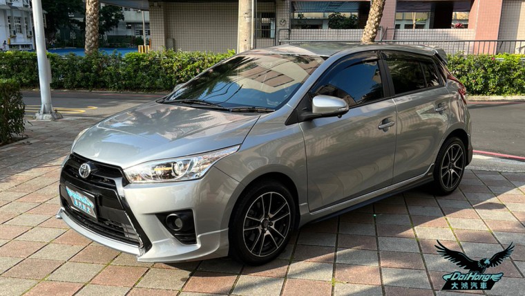 2017 YARIS 經典S 認證車 低里程