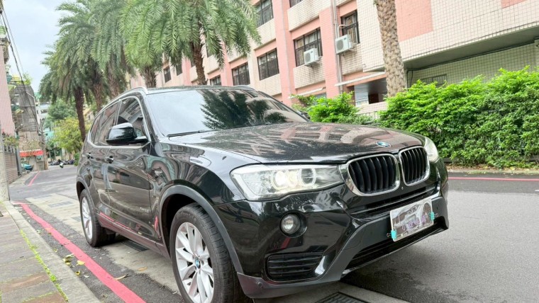 2017 BMW X3 20I Xdrive 2.0 智能領航版 黑