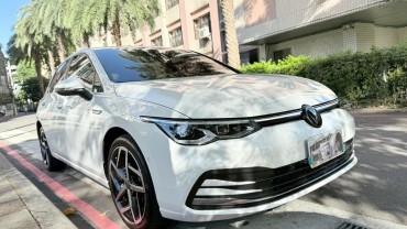 2024 VW GOLF 280 eTSI Edition 50經典紀念款
