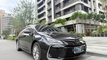2019 ALTIS 豪華版 認證車 里程僅跑2萬