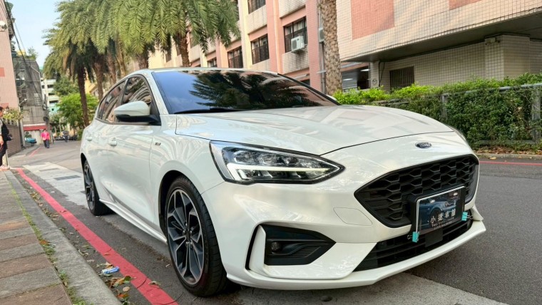 2019 ford foucs st-line