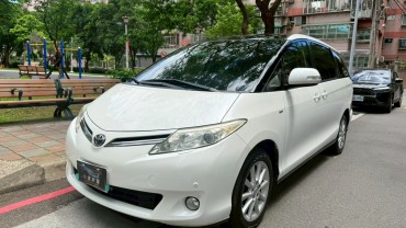 2012 toyota previa 2.4