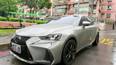 2019 LEXUS IS 300 F SPORT F