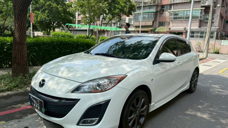 2012 MAZDA 3 尊貴版 1.6cc 里程14萬