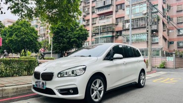 2014 BMW 218D 2.0 認證車 原鈑件