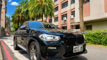 2018 BMW X4 20I M-SPORT 原鈑件 認證車